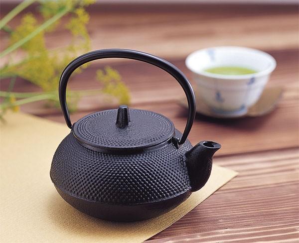 日本南部鐵器 3型霰_意匠茶具_產品展示_清野商事株式會社