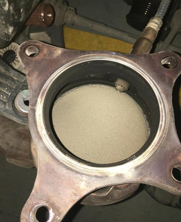 現在汽車已經進入了家家戶戶,很多人都用汽車來做代步工具.