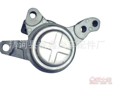 【鑫碩廠家直供東風(fēng)標(biāo)致307世嘉凱旋后拉桿/轉(zhuǎn)向拉桿/后橋拉桿】清河縣龍鑫汽車配件廠 - 產(chǎn)品庫