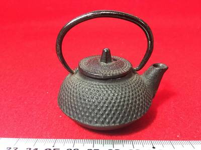 【逸品堂】南部鐵器 迷你鐵瓶 霰紋之美與匠心傳承